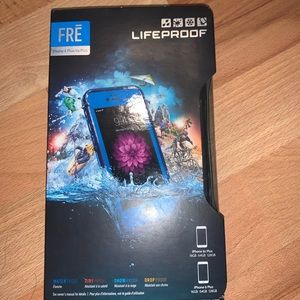 iPhone lifeproof case